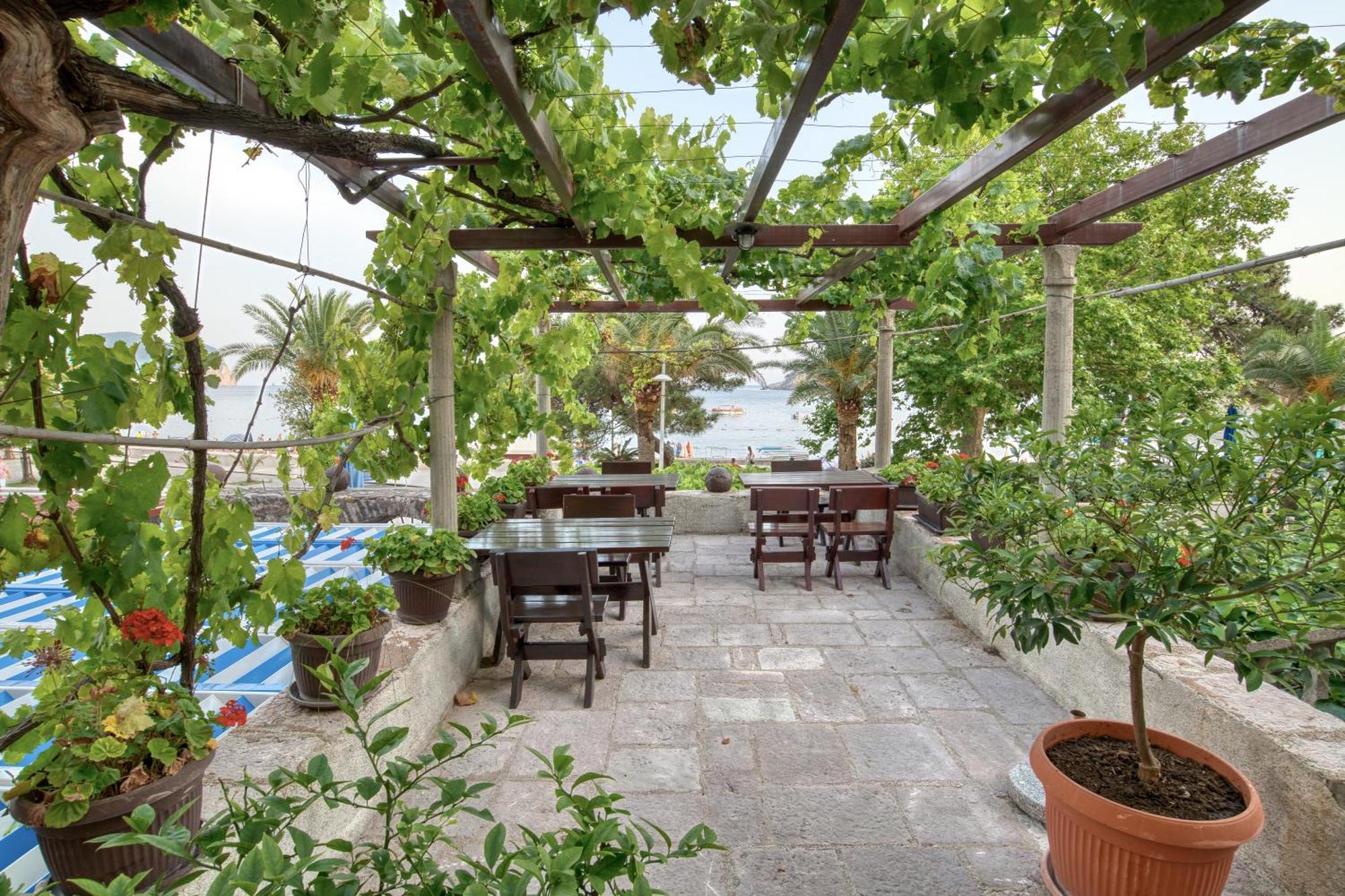 Sm Beach Residence Petrovac Номер фото